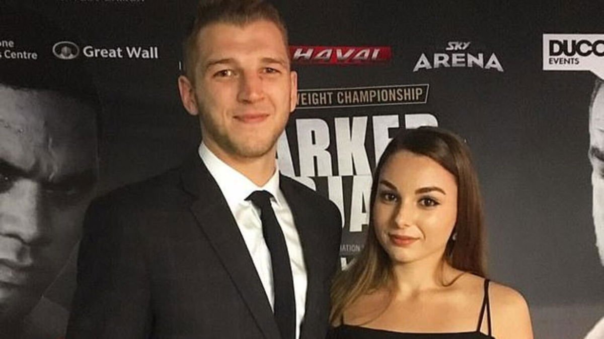 Dan Hooker Wife