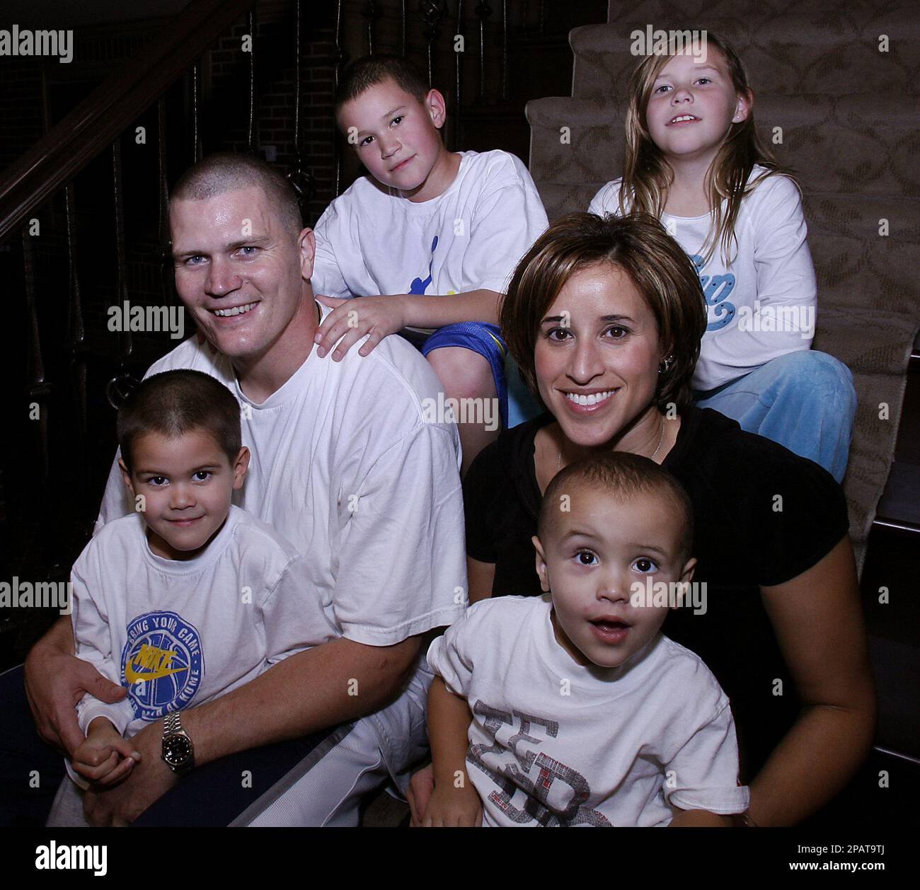 Jon Kitna Wife