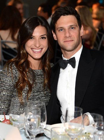 Justin Bartha Wife
