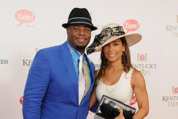 Ken Griffey Jr Wife Ethnicity