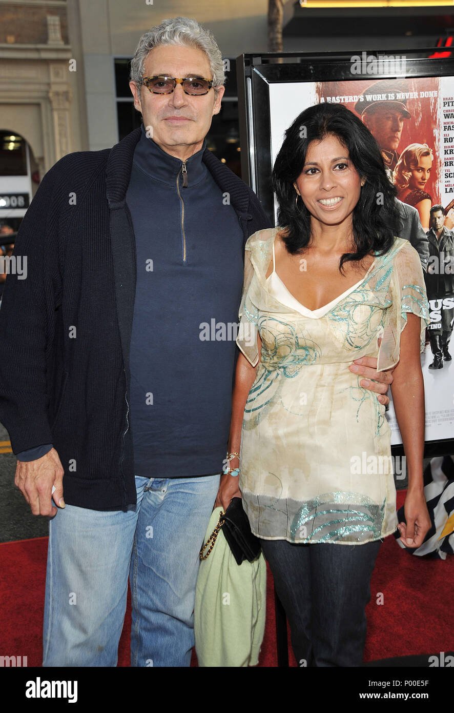 michael nouri wife